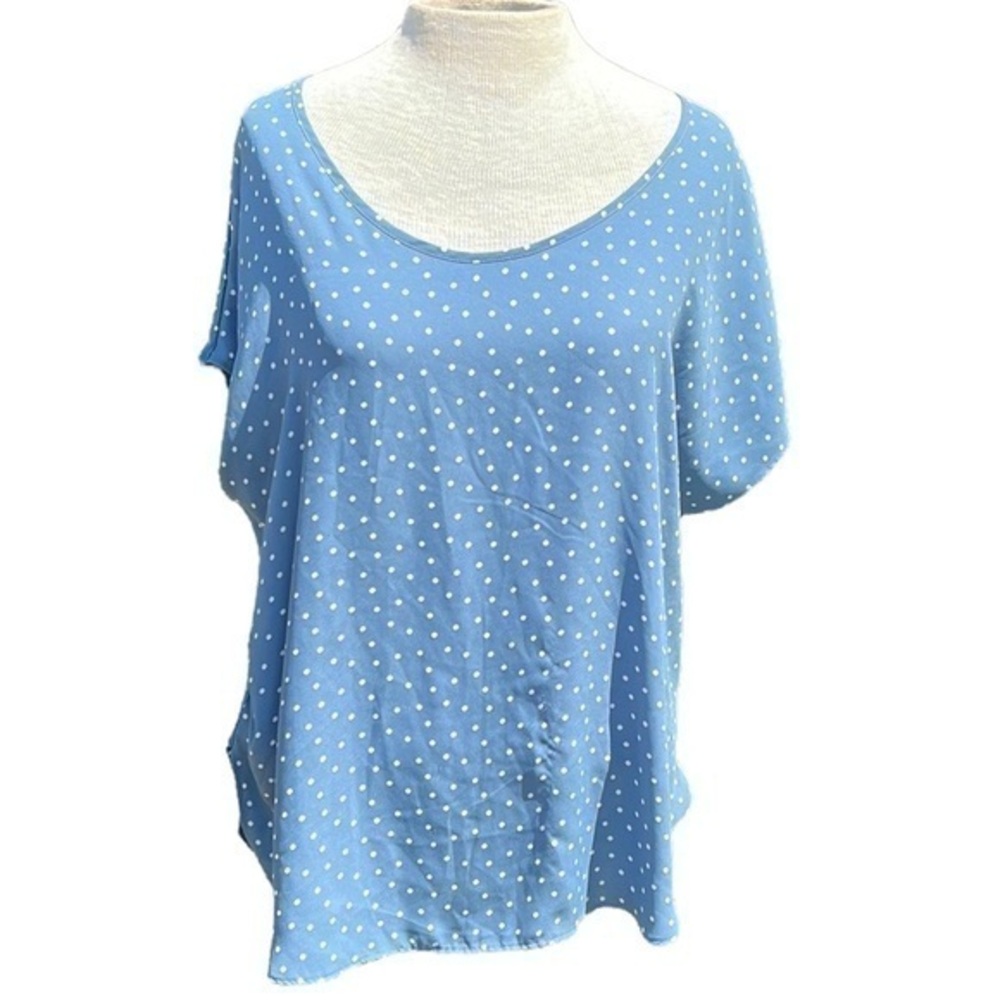 Loft short sleeve polka dot shirt blue/white, large